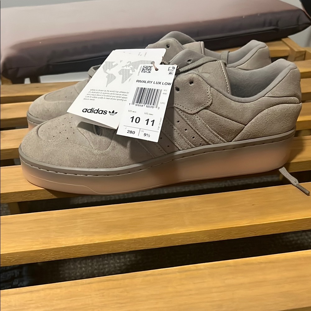 adidas Rivalry Lux Low Gray Sneakers